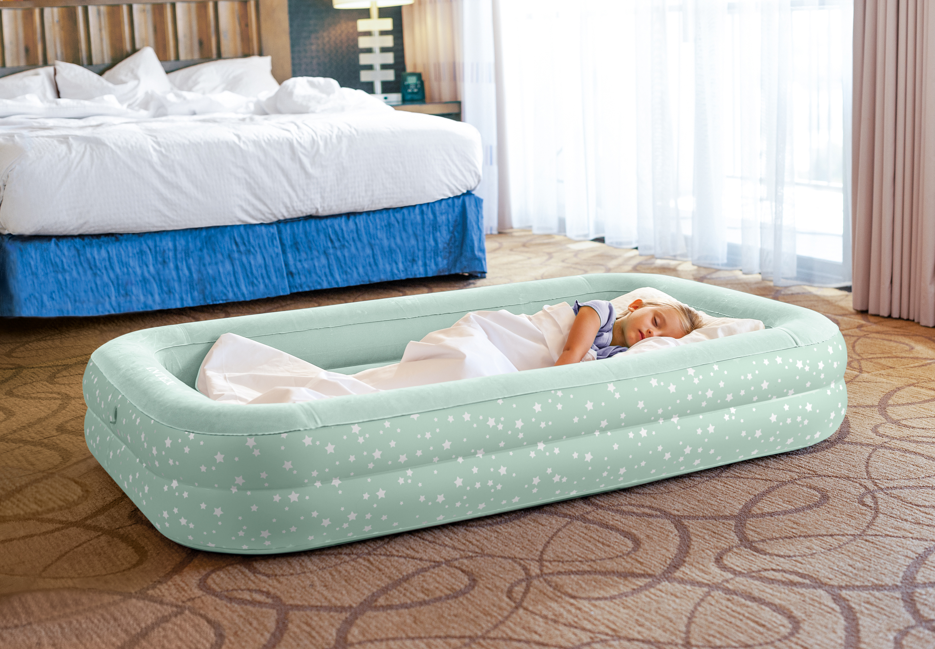 Pripučiamas čiužinys-lova vaikams Intex Kidz Travel, 132x71x10 cm