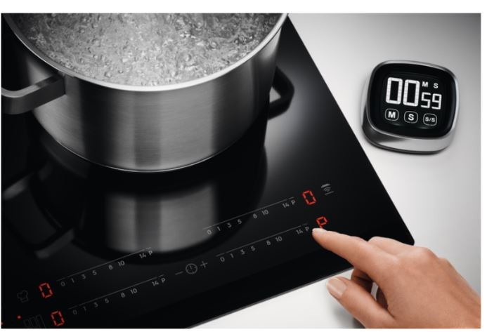 Indukcinė Kaitlentė Electrolux Liv63431Bk