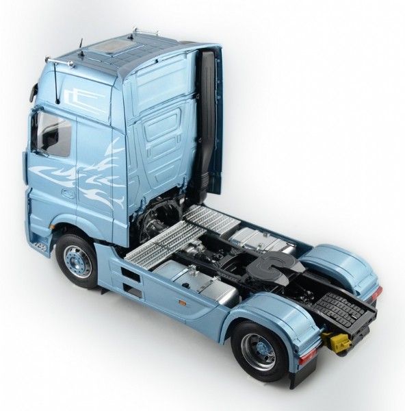 Italeri - mercedes benz actros mp4 gigaspace, 1/24, 3905