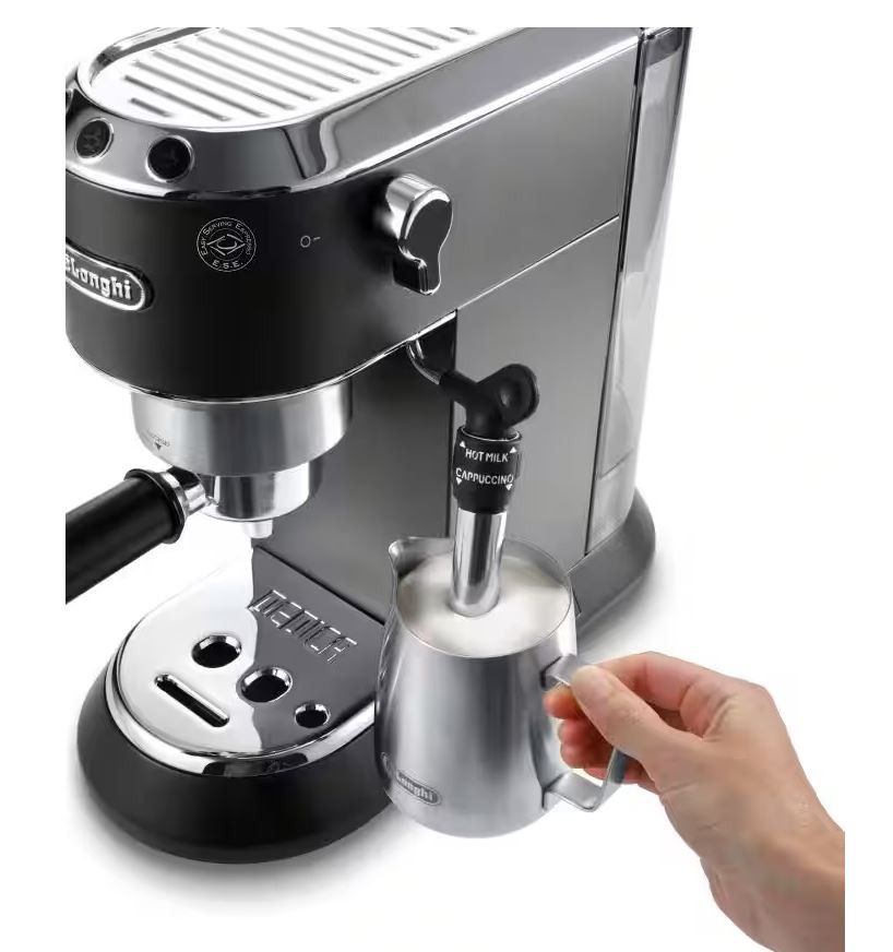 Pusiau automatinis kavos aparatas de'longhi ec 685.bk, su rankiniu pieno plakimu