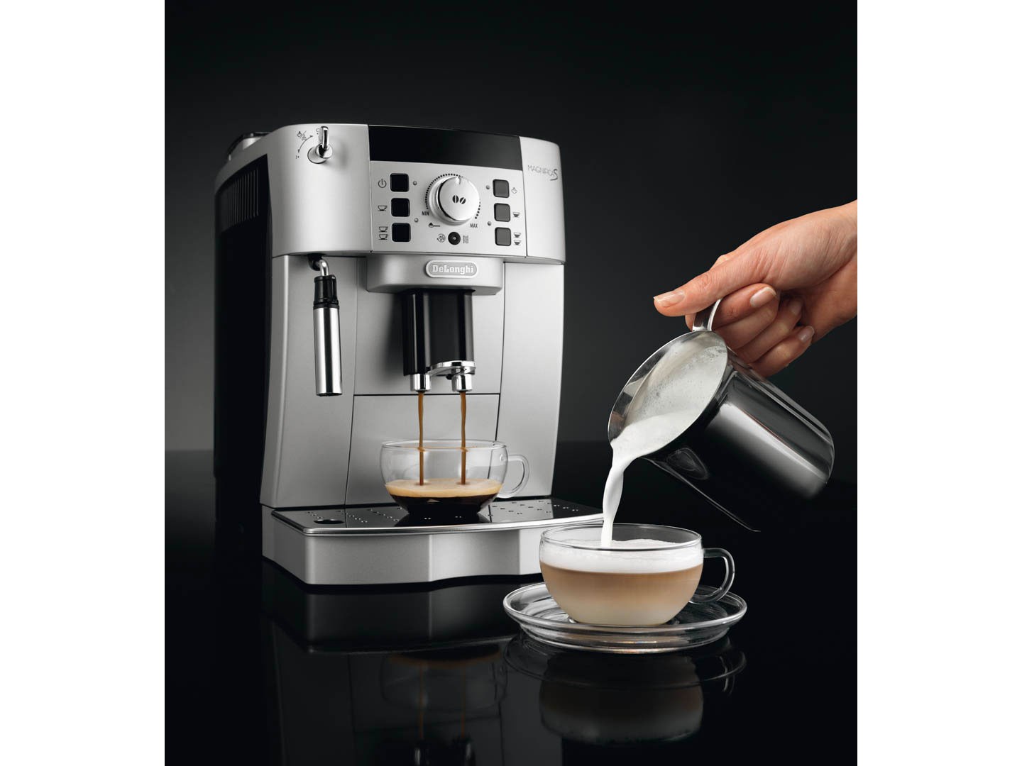 Delonghi magnifica s ecam 22.110.sb