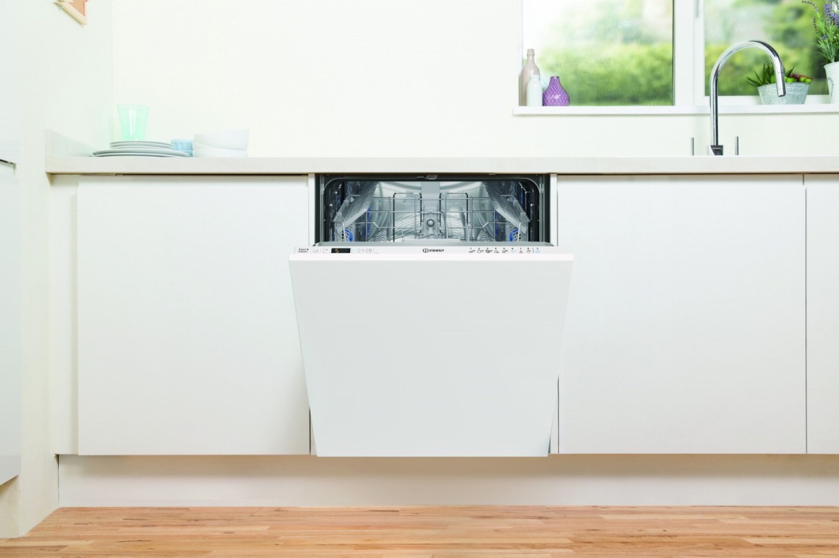 Indaplovė indesit d2i hd524 a