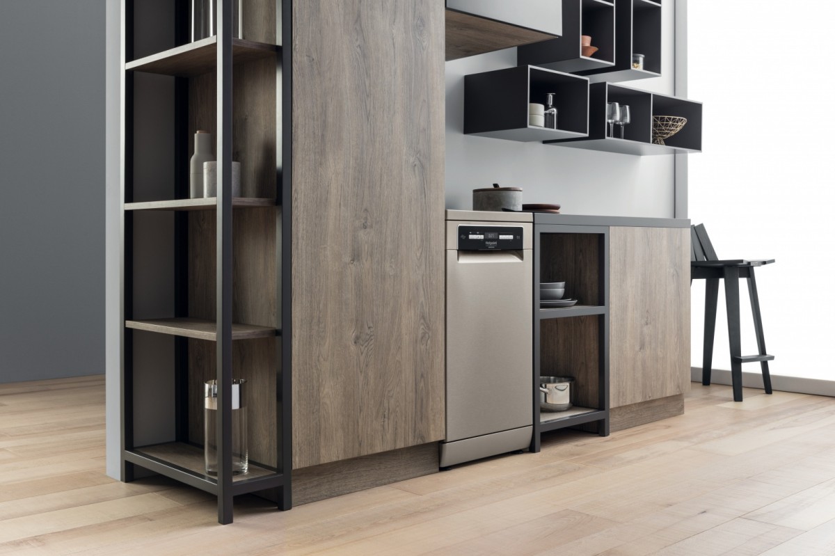 Indaplovė hotpoint-ariston hsfo3t223wcx