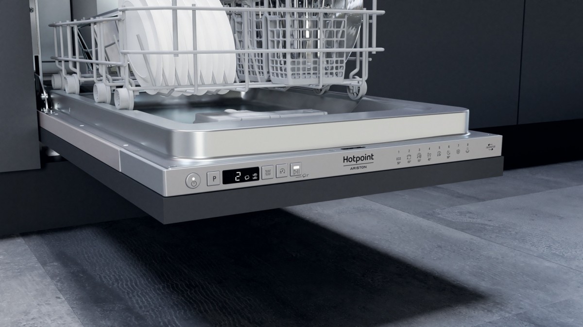 Indaplovė hotpoint hsic 3t127 c