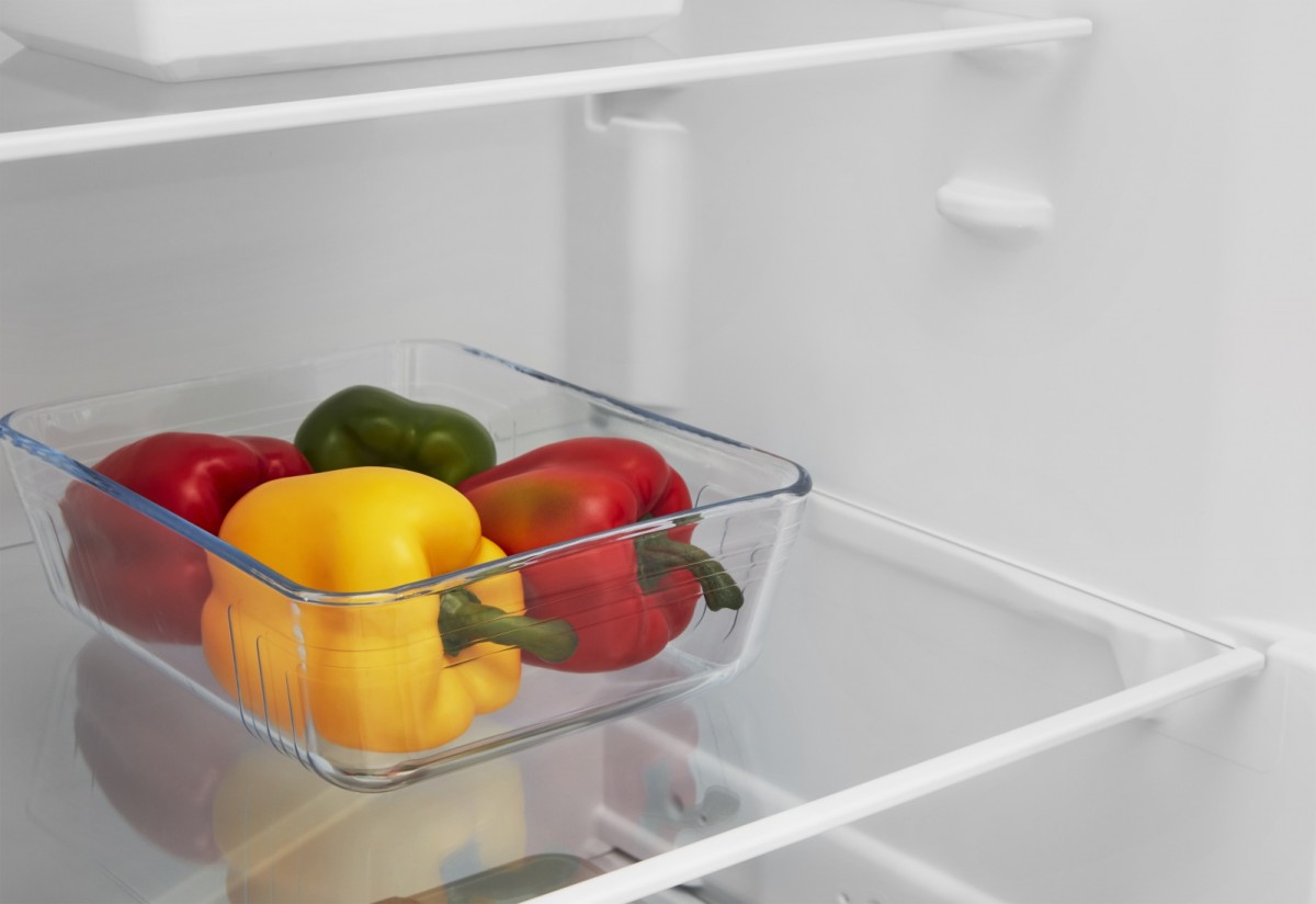 Laisvai pastatomas, šaldytuvas be šaldiklio indesit si6 2 w, rankinis atitirpinimas