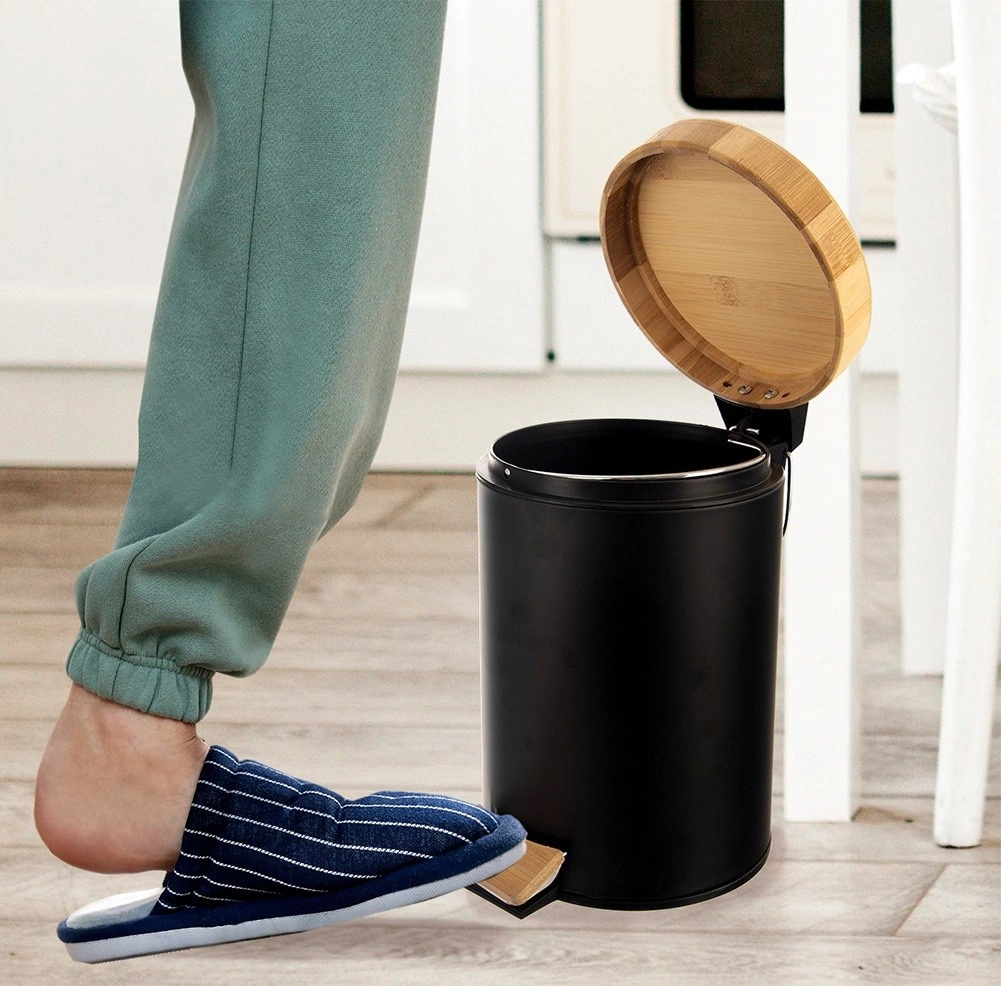Šiukšlių dėžė 3 l juoda
