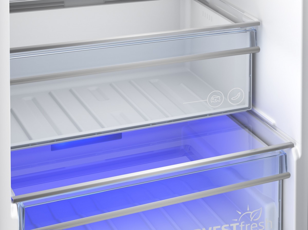 Įmontuojamas, Šaldytuvas su šaldikliu apačioje, Įmontuojamas šaldytuvas Beko BCNA306E42SN, Automatinis atitirpinimas