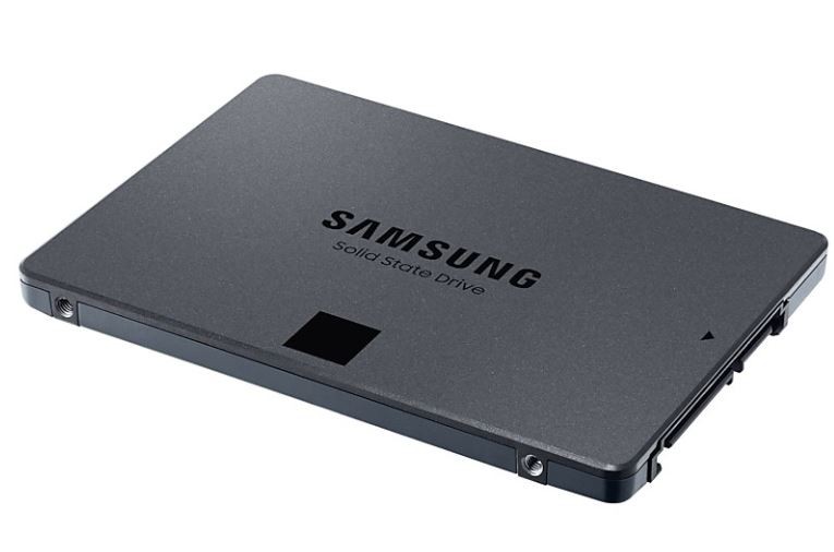 Ssd vidinis kietasis diskas ssd|samsung|870 qvo|4tb|sata 3.0|įrašymo sparta 530 mbajtų/sek|skaitymo sparta 560 mbajtų/sek|2,5