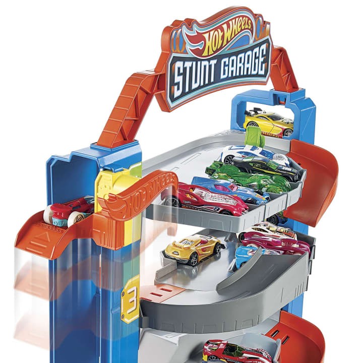 Garažas su triukais Hot Wheels, GNL70