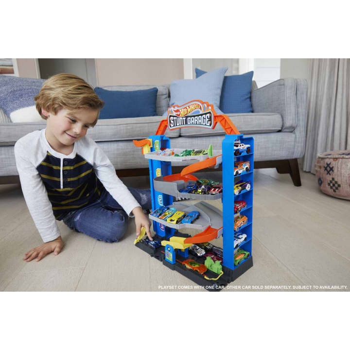 Garažas su triukais Hot Wheels, GNL70