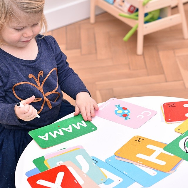 Edukacinis rinkinys su rašikliu vaikams